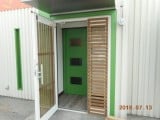 店舗入り口